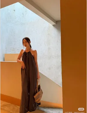 Kris Qiqi at The Living Room by Octave