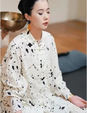Mochi at The Living Room by Octave